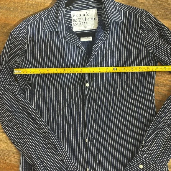 Frank & Eileen Barry Blue and white pinstripe shirt XS - Picture 3 of 11